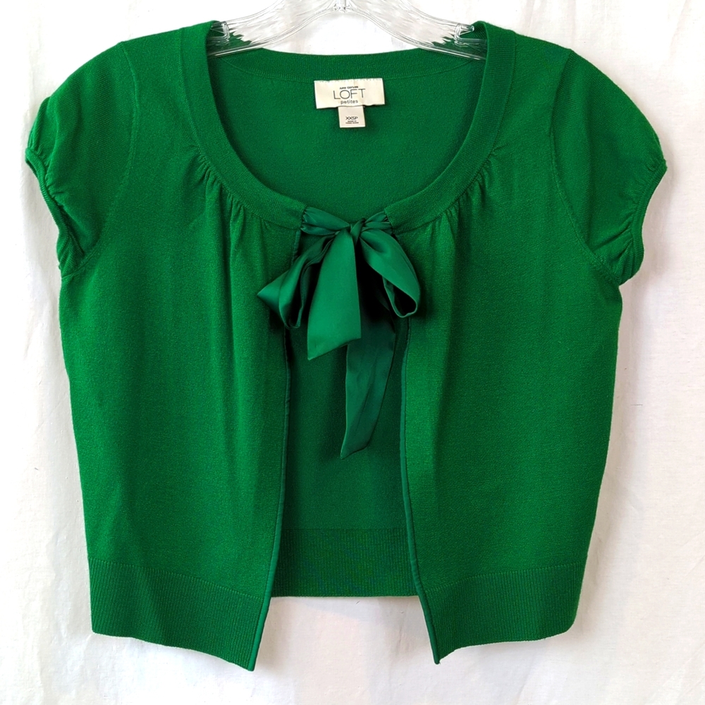 ANN TAYLOR LOFT PETITES GREEN SHRUG EUC